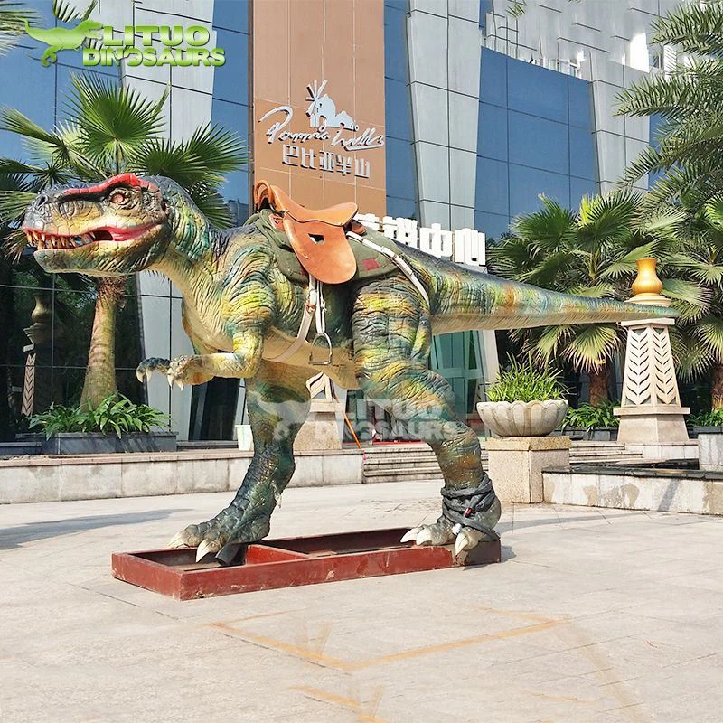 O'yin-kulgi uchun T-Rex Dinosaur Ride