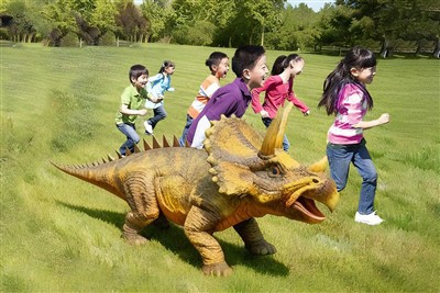 Masofadan boshqariladigan yuruvchi robot it dinozavr